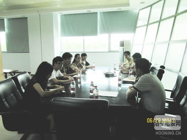 繼承優(yōu)良革命傳統(tǒng)，給建黨華誕獻(xiàn)禮