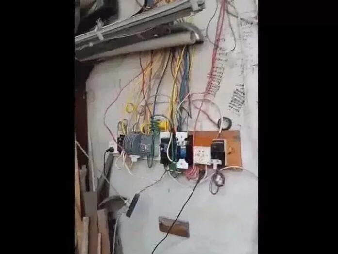 私拆電表竊電4萬多度，榕城一男子被刑拘